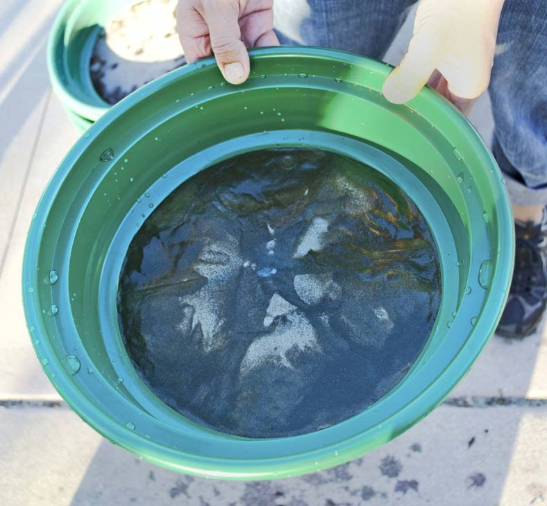 Wire Sifting Pan (Mesh Size: 1/100")